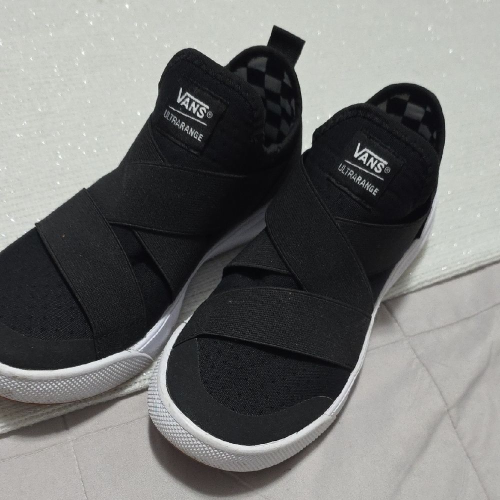 Vans UltraRange Black Slip-On Shoes